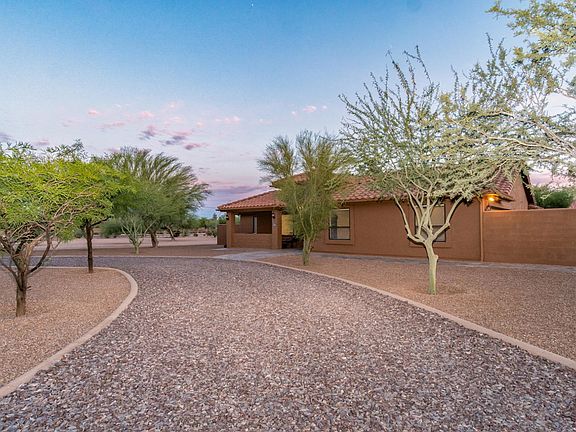 10737 E Adobe Road-1