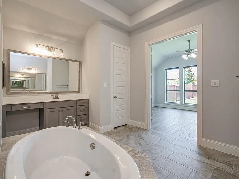 28518 Jade Springs Ln — Photo 41