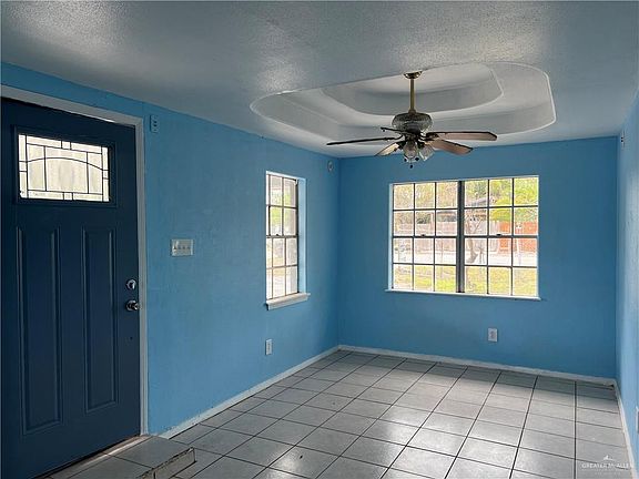 2nd image of 1015 Martinez St