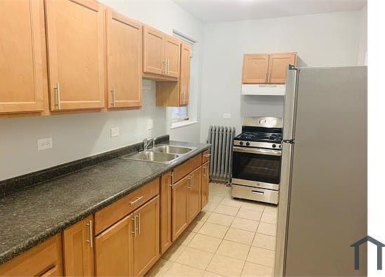 4th image of 7820 S Cornell Ave APT 2W