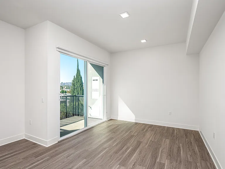 Living Room Den | Penthouse B FOUR