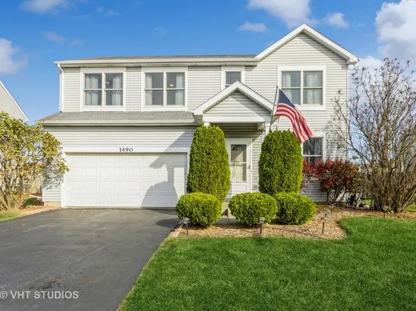 1490 Birch Ln, South Elgin, IL 60177