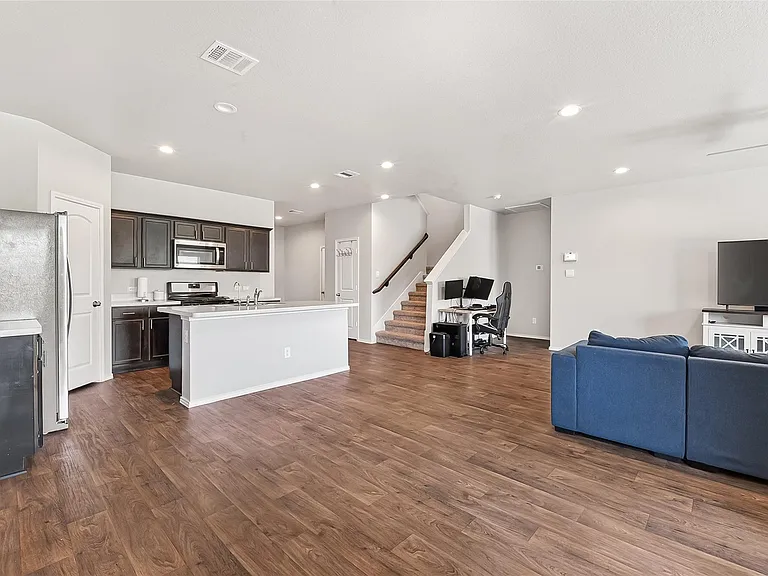21500 Rustic Elm Dr — Photo 10
