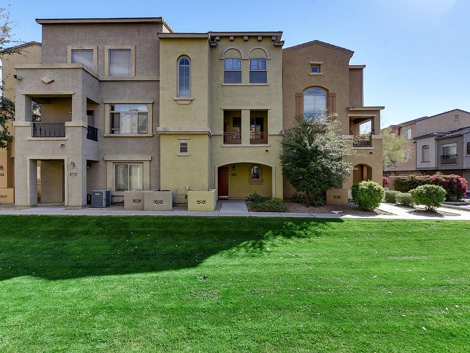 Exterior 1