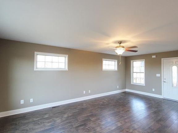 2nd image of 112 Magnolia Pl Lot 112