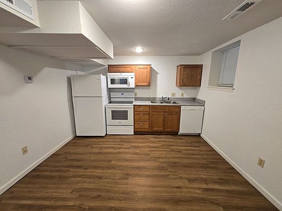 3rd image of 111 S Erpelding Rd #104