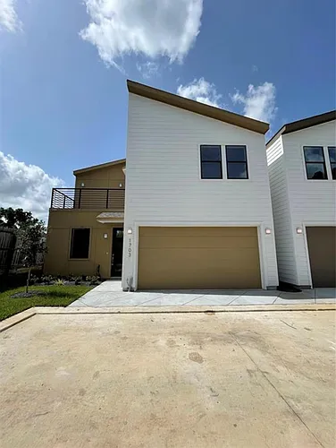 1703 Cedrocanna Ln Photo 1