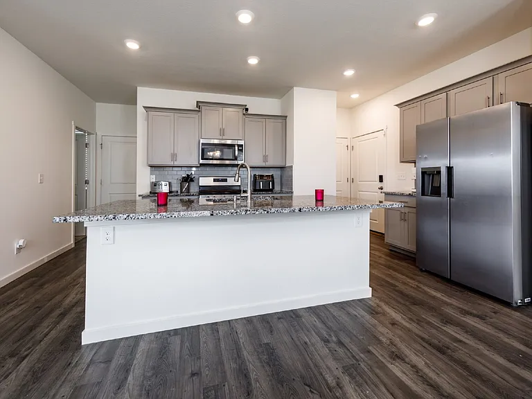 10213 Castor Dr — Photo 21