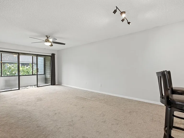 1735 Harrison St #231 — Photo 10