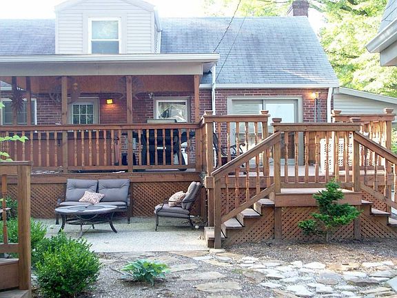 Back of house/hottub area/patio