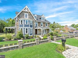 906 Shipley Rd, Wilmington, DE 19803