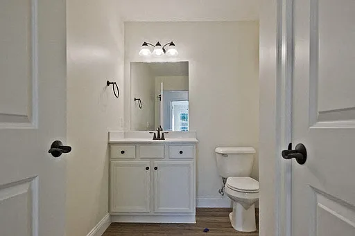Cumberland Foreside Village Apartments — Photo 44