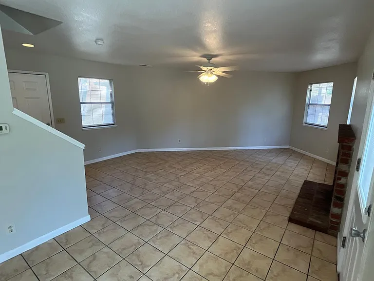 420 Ravenwood Way — Photo 19