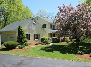 27 Clifford Ave, Tolland, CT 06084