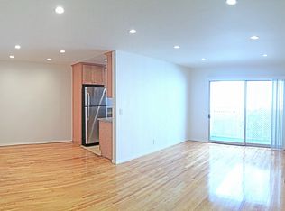 923 N San Vicente Blvd APT 5, West Hollywood, CA 90069