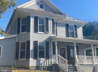 504 W Spring St, Woodstock, VA 22664