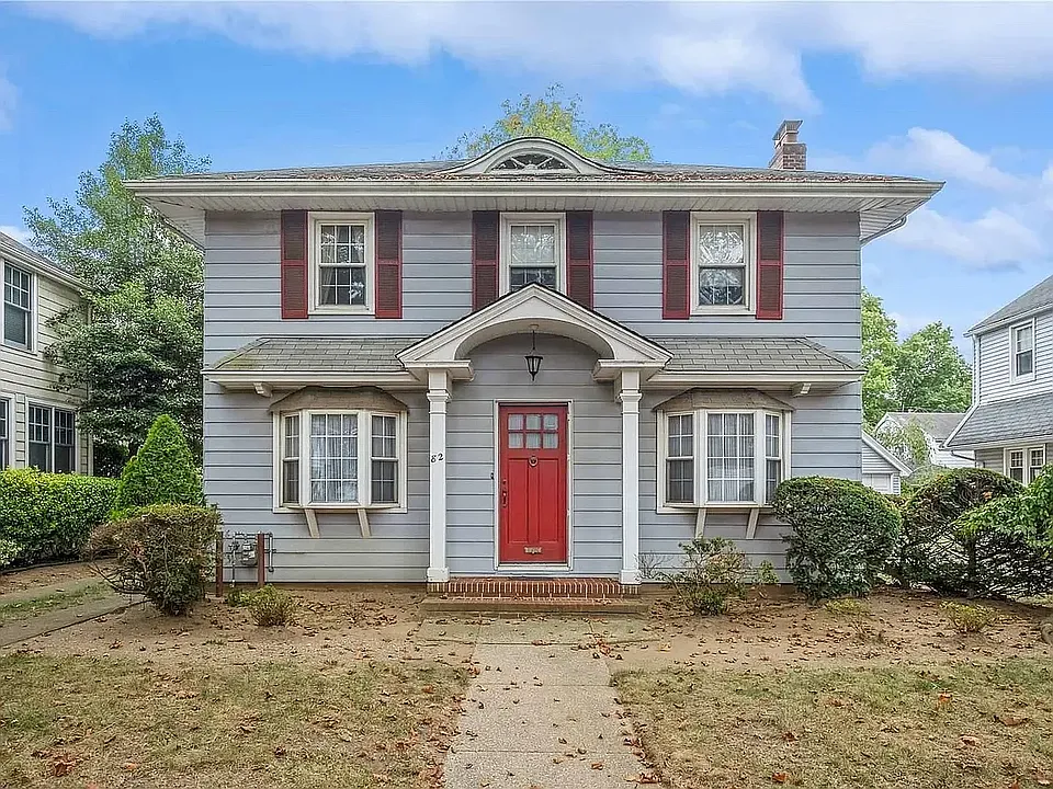 82 Hudson Rd