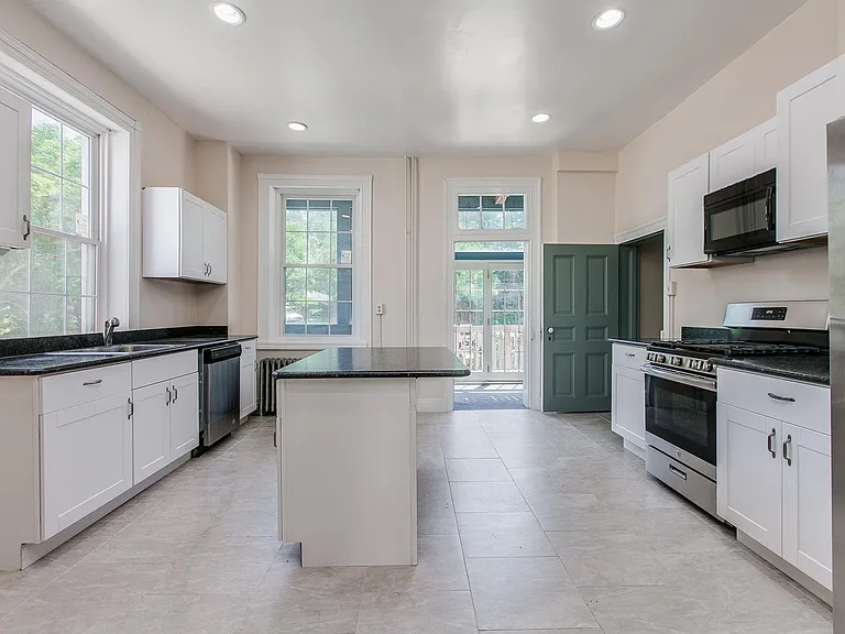 308 W Main St #M — Photo 13