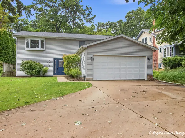 25194 W Buena Ave, Lake Villa, IL 60046