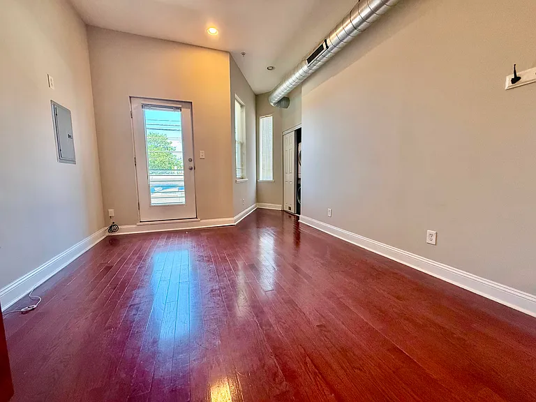 1613 Frankford Ave #2F — Photo 13