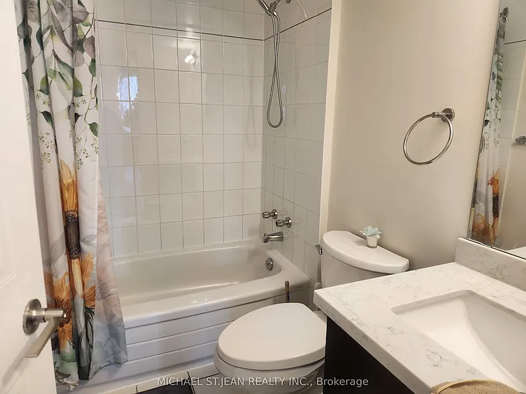 80 Alton Towers Cir #809 — Photo 15