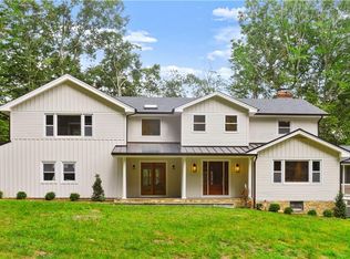 180 Bridle Path Ln, New Canaan, CT 06840