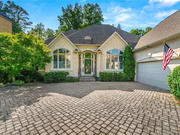31 Peppertree Ct, Marietta, GA 30068