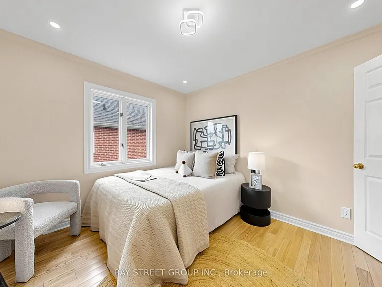 98 Brookeview Dr — Photo 36