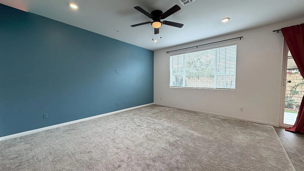 Building Photo - 1685 Camellia Ln