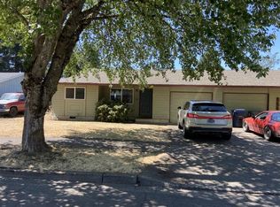 292 49th St, Springfield, OR 97478
