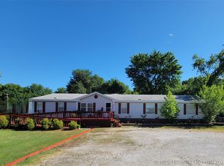 302 E Schley St, Vian, OK 74962