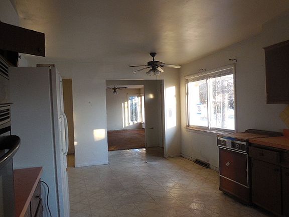 4th image of 9644 Nashville Ave