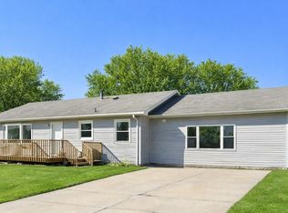 316 Buckwheat Ave, Windom, MN 56101