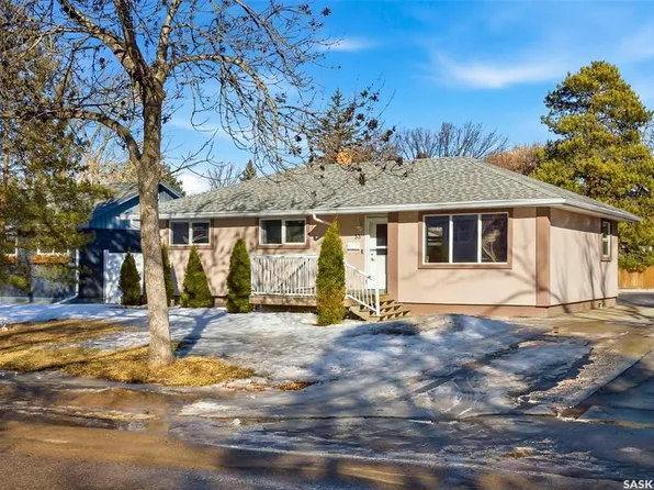 33 Scott STREET, Regina, SK S4S 4A1