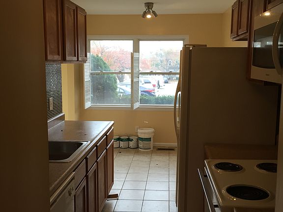 3rd image of 14 Big Acre Sq