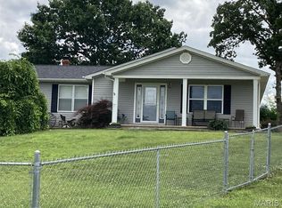 5352 Saint Louis Rock Rd, Villa Ridge, MO 63089
