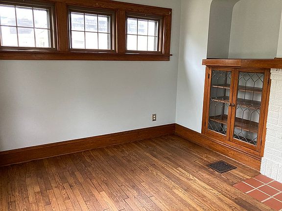 3rd image of 17005 Melgrave Ave