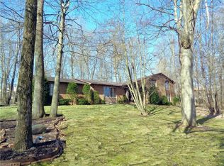 2500 Mayapple Cir NE, Canton, OH