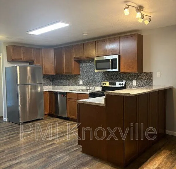 4136 Larigo Dr — Photo 24