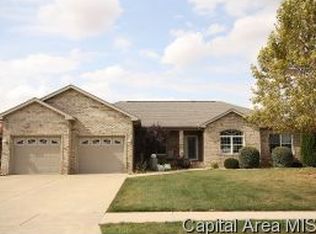 7605 Wentworth Dr, Springfield, IL 62711