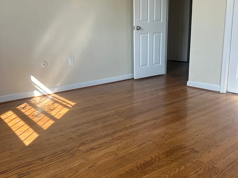 7624 Castor Ave #1 — Photo 6