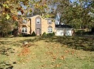6826 Kildare Dr, Cincinnati, OH 45233
