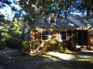1222 Pamlico Dr, Greensboro, NC 27408