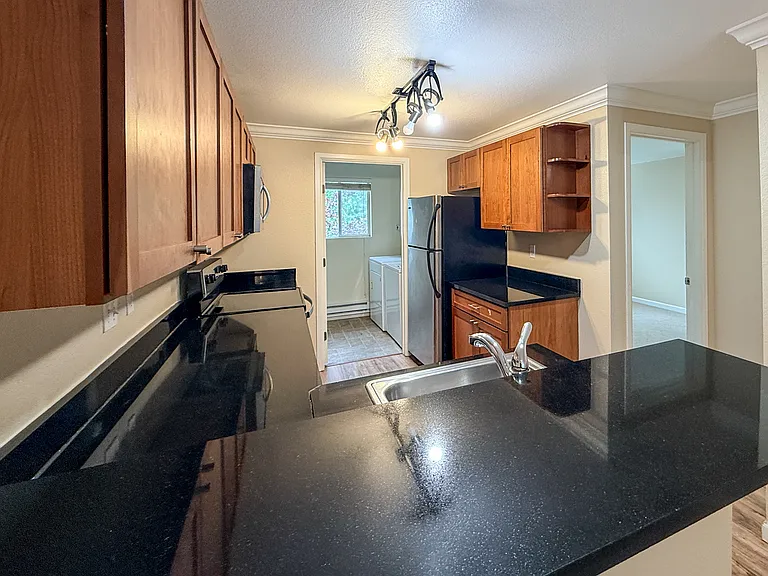 1011 156th Ave NE #C316 — Photo 20