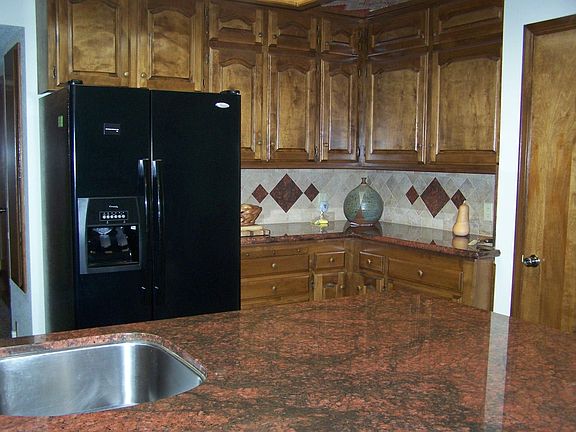 Kitchen granite counters