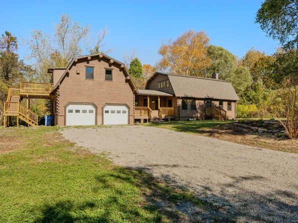 10 Gutterman Road, Montville, CT 06382