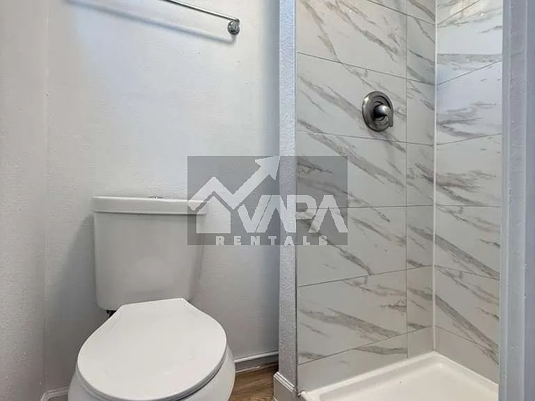 7210 Glen Trl — Photo 19