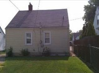 21495 Syracuse Ave, Warren, MI 48091