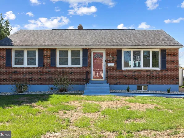 10 Raleigh Ct, New Castle, DE 19720