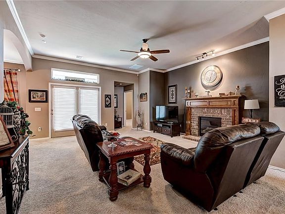 4th image of 2437 NW 180th St